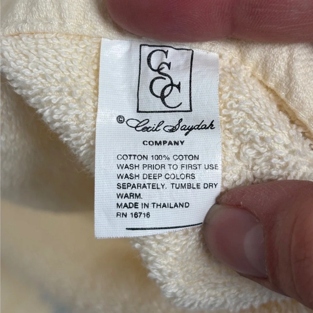 Vintage Cecil‎ Saydah Embroidered Christmas Tree Bath Towel Cream Holiday